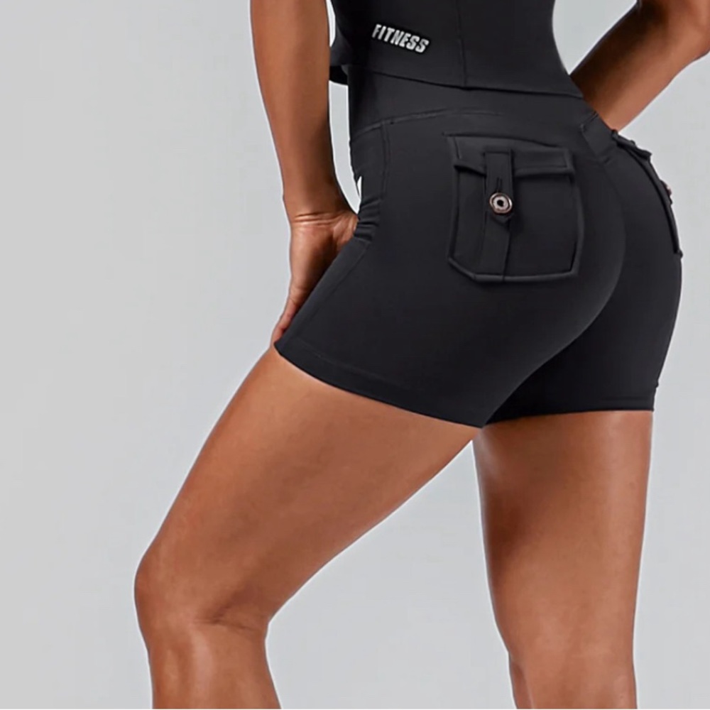 Firm abs shorts